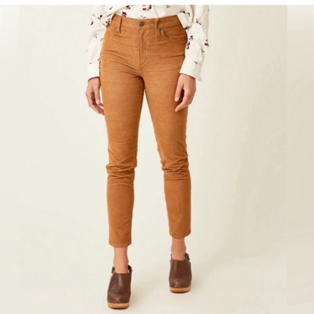Carve Designs Women's size 6 Skyler Carmel Skinny Cords Corduroy Pants